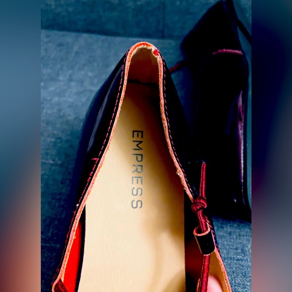 NWOB Empress Australian made Square Toe Flats Burgundy Patent leather - Picture 8 of 14